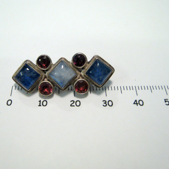 Brooches 3 square stones