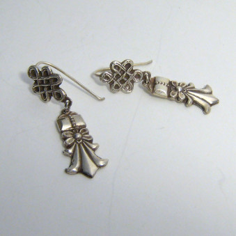 Earrings Buddha notes with leaf