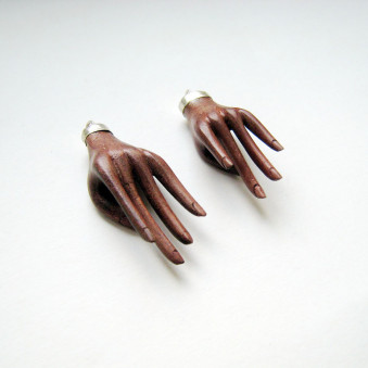 Earrings made of rosewood