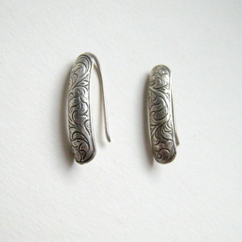 Earrings - silver ear needle carved fine